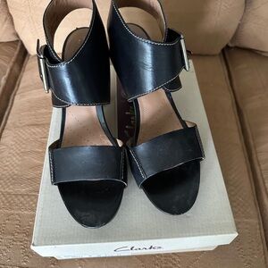 Clarks Artisan Sandal Okena Mod size 9, black leather